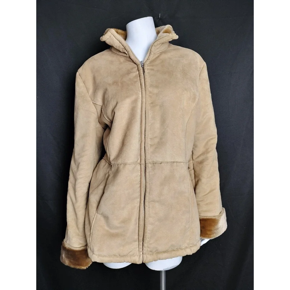Women's LG coat faux suede fur camel brown 90's vibes warm cozy FLAW